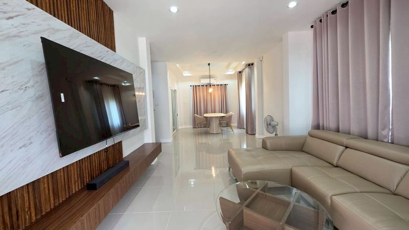 บ้านให้เช่า เชียใหม่ ใกล้ รร.นานาชาติ Unity ,ABS , Acis ,ใกล้สนามบินเชียงใหม่,Master internation School  22,000 บาท